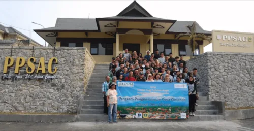 Mahasiswa STPB Jadi Tamu Pertama Desa Wisata Cimande